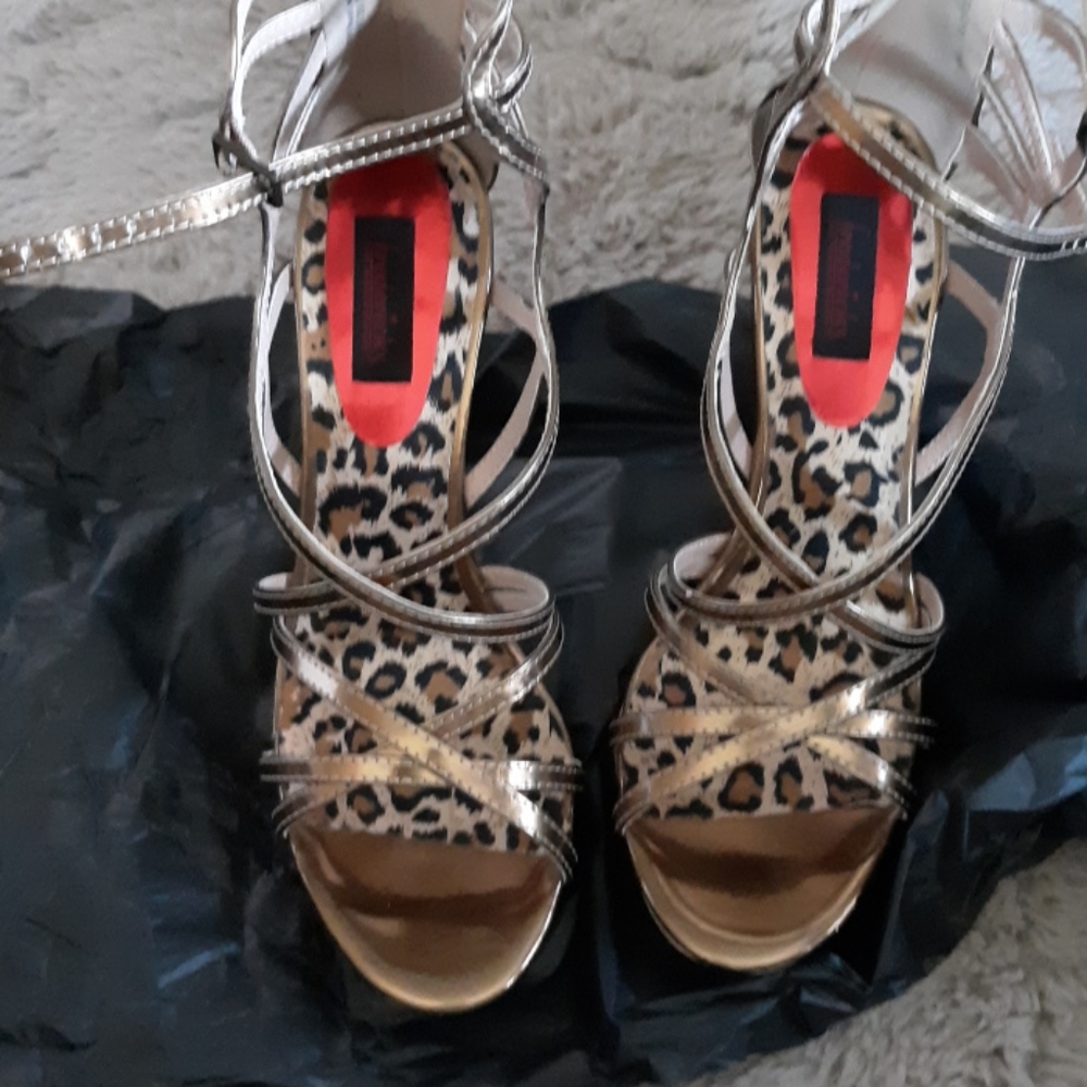 Frederick's of Hollywoid bronze cage strappy shoes